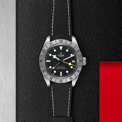 BLACK BAY PRO M79470‐0003