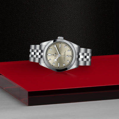 BLACK BAY ONE 31 M79600-0006