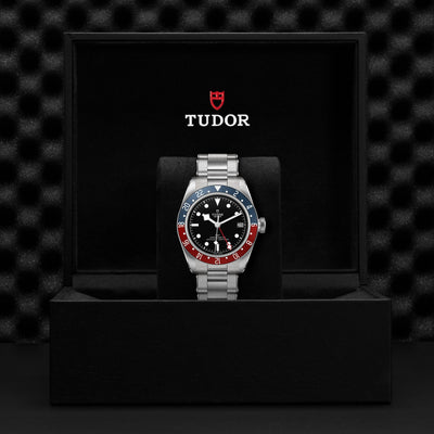 BLACK BAY GMT M79830RB‐0001