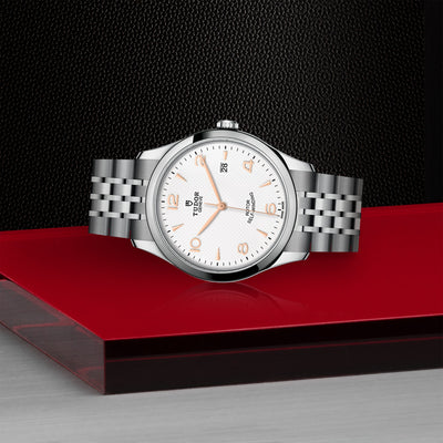 TUDOR 1926 M91650-0011