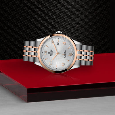 TUDOR 1926 M91651-0001